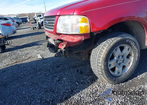 2004 Ford Explorer Xls z USA, uszkodzony, nr VIN 1FMZU72K84UC24467